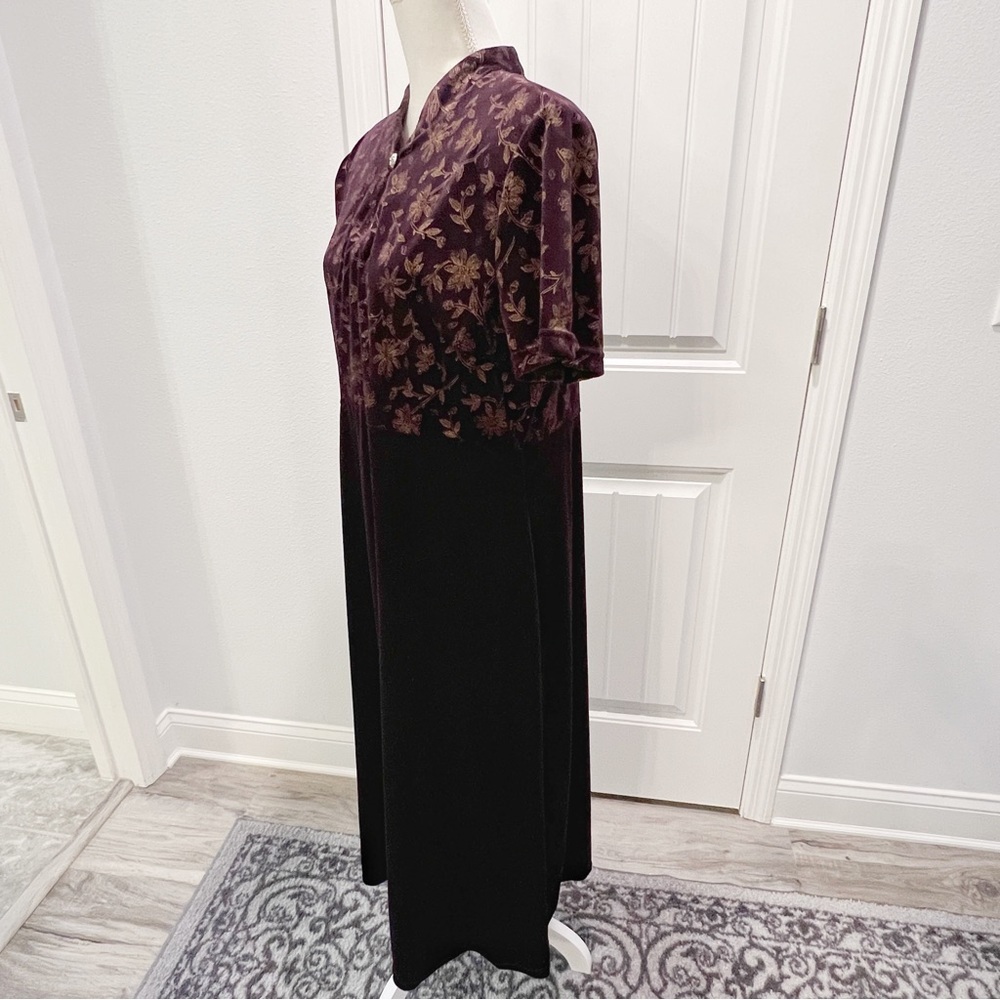 Caroline Wells Women's 16 Maxi Velour Dress Purple Gold Floral Holiday Party - Picture 5 of 11